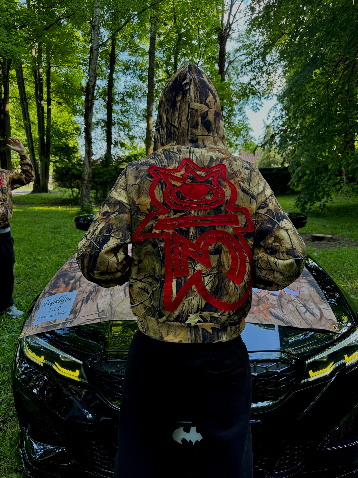 DIAMOND WAR HOODIE
